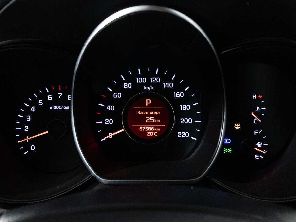 Kia Rio с пробегом — 2017 год. Фото: #11