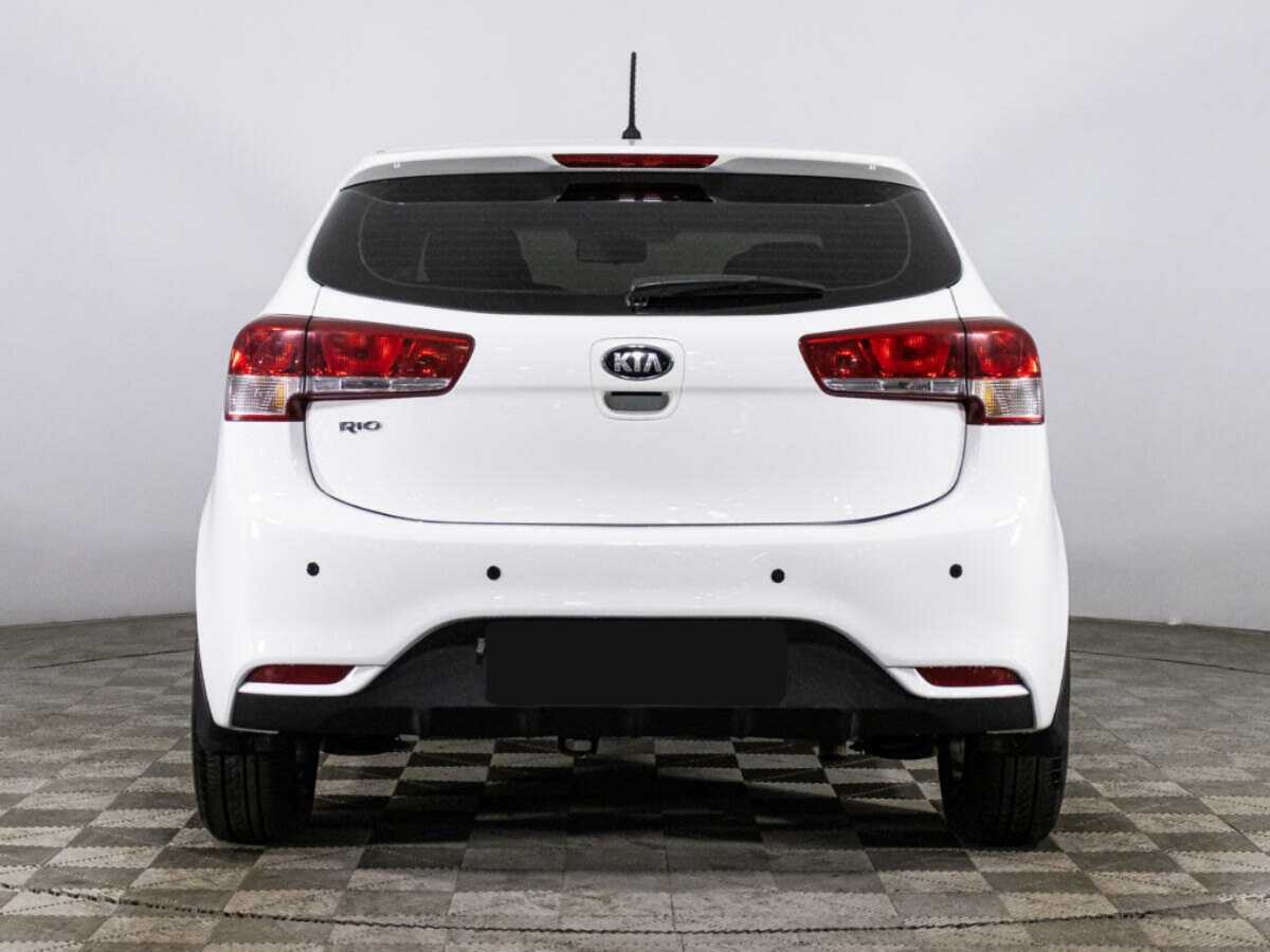 Kia Rio с пробегом — 2016 год. Фото: #5