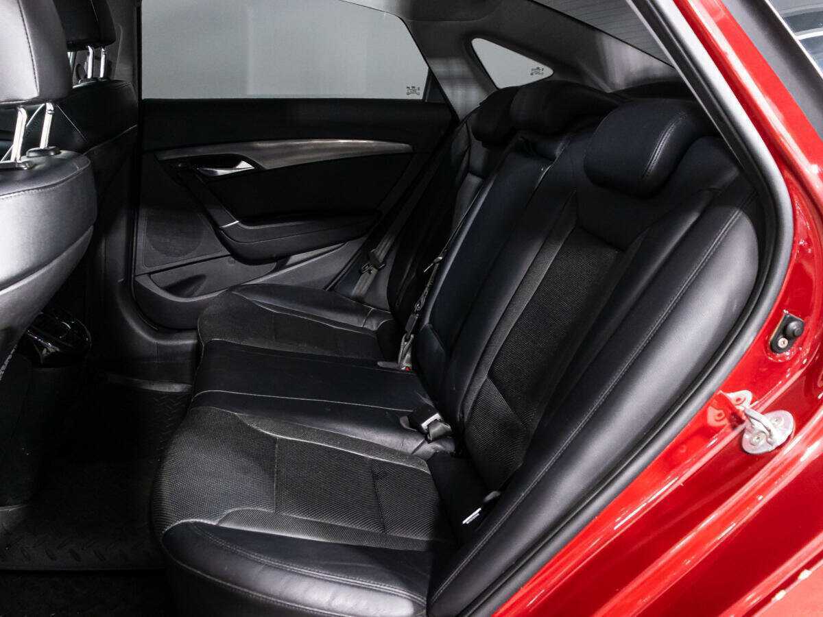 Hyundai i40 с пробегом — 2015 год. Фото: #9