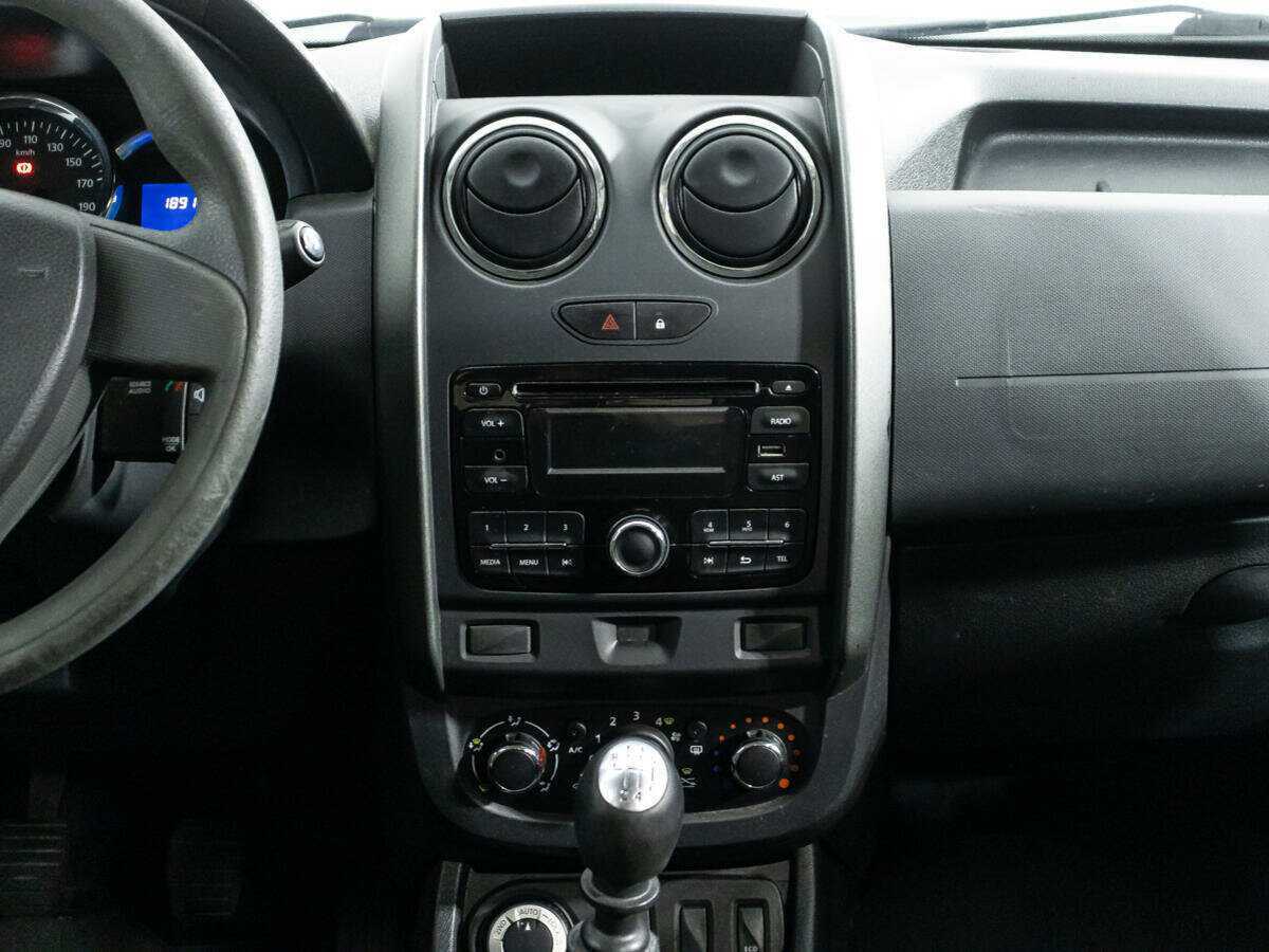 Renault Duster с пробегом — 2016 год. Фото: #13