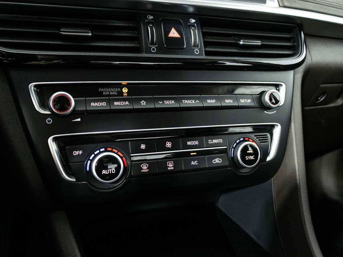 Kia Optima с пробегом — 2019 год. Фото: #19