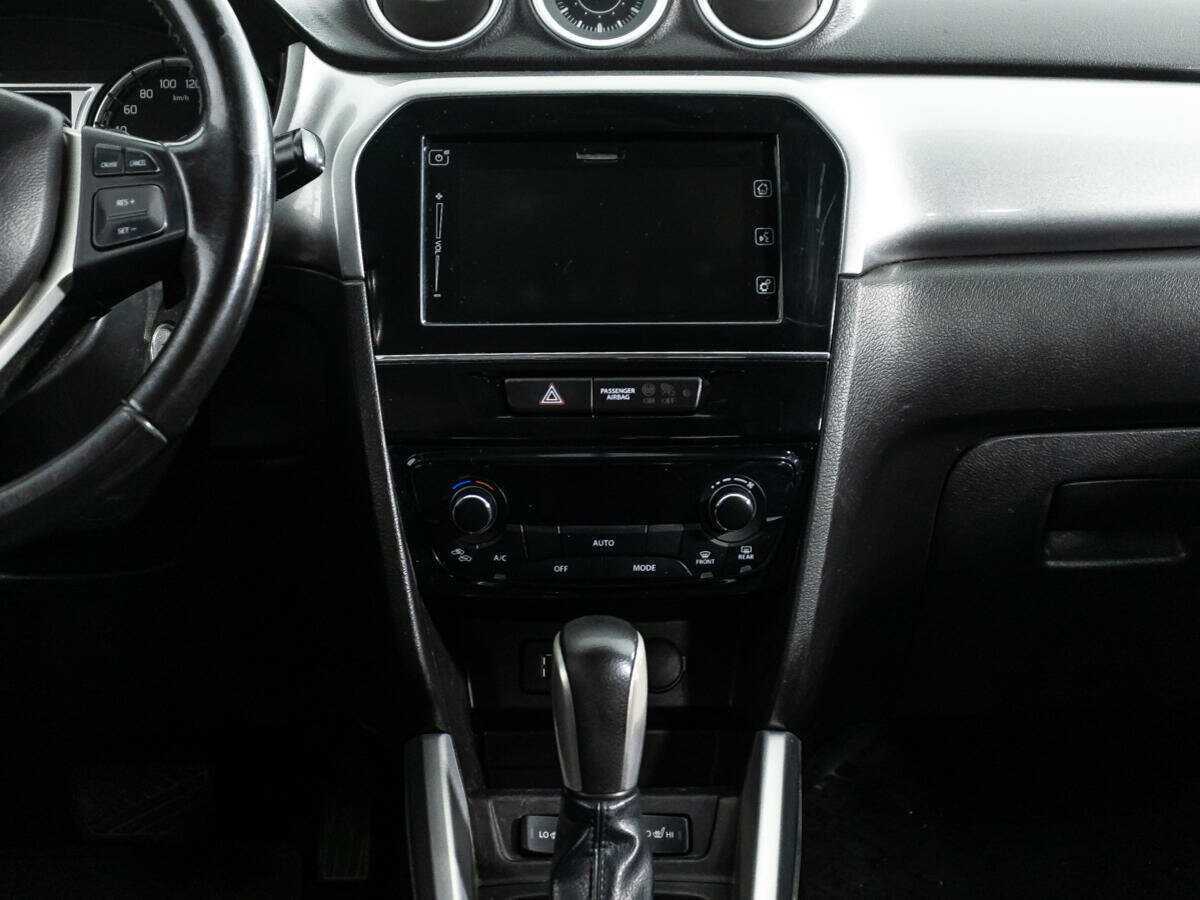 Suzuki Vitara с пробегом — 2017 год. Фото: #13