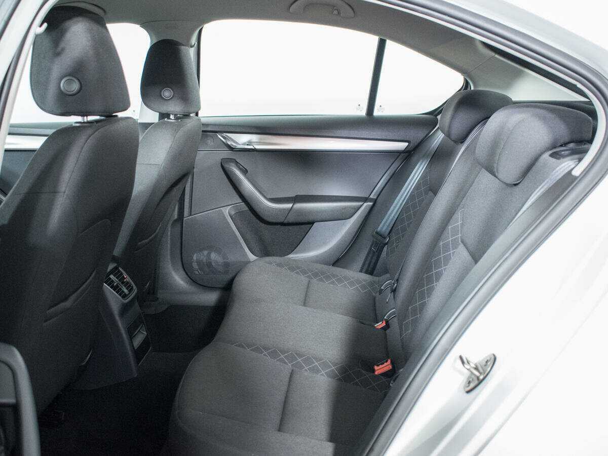 Skoda Octavia с пробегом — 2019 год. Фото: #9