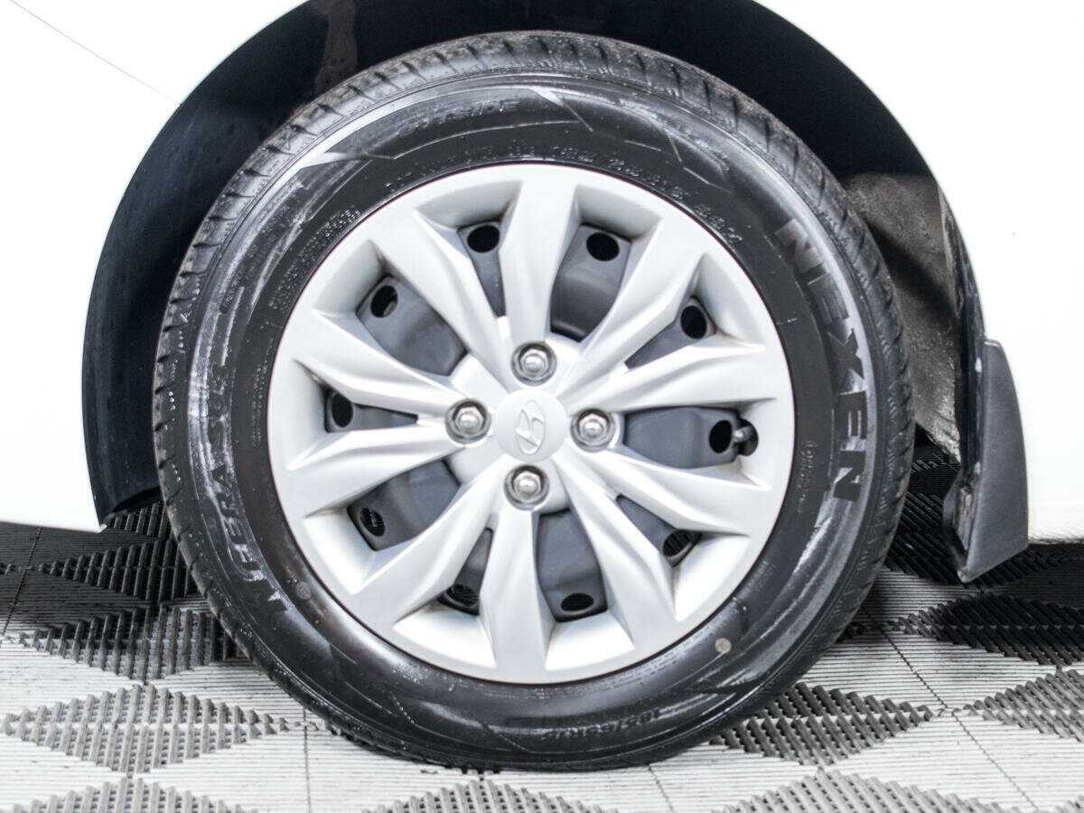 Hyundai Solaris с пробегом — 2019 год. Фото: #13