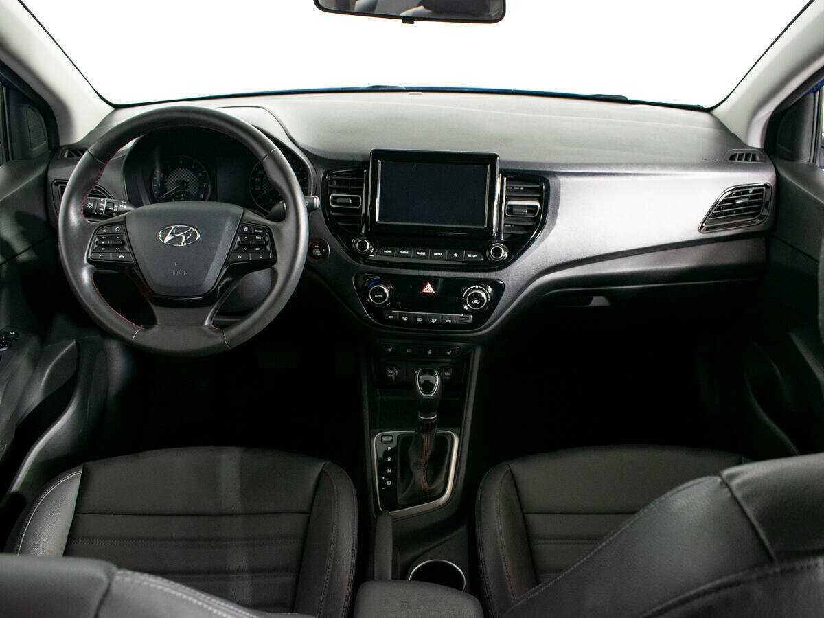 Hyundai Solaris с пробегом — 2021 год. Фото: #11