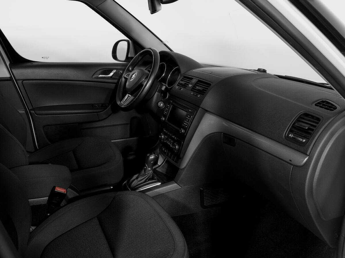 Skoda Yeti с пробегом — 2014 год. Фото: #8