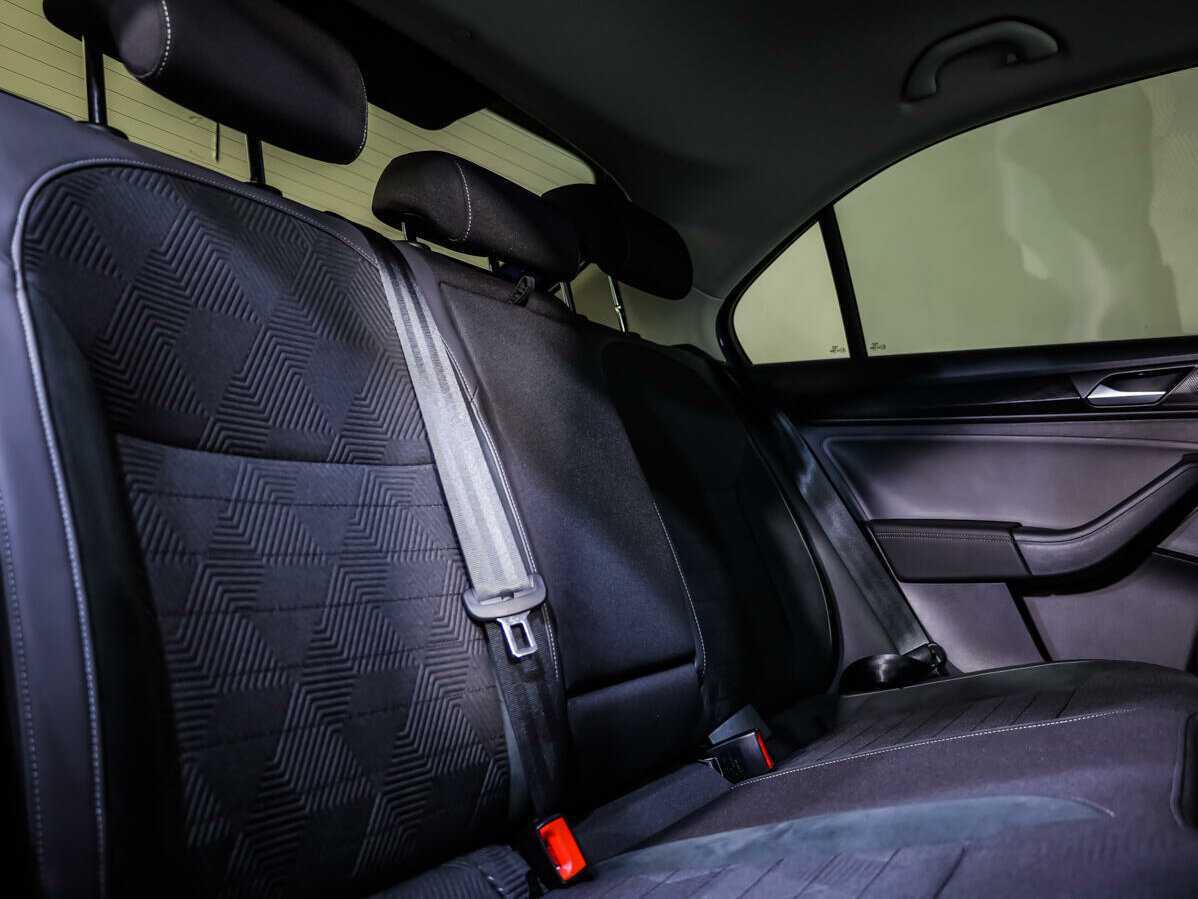 Volkswagen Polo с пробегом — 2020 год. Фото: #11