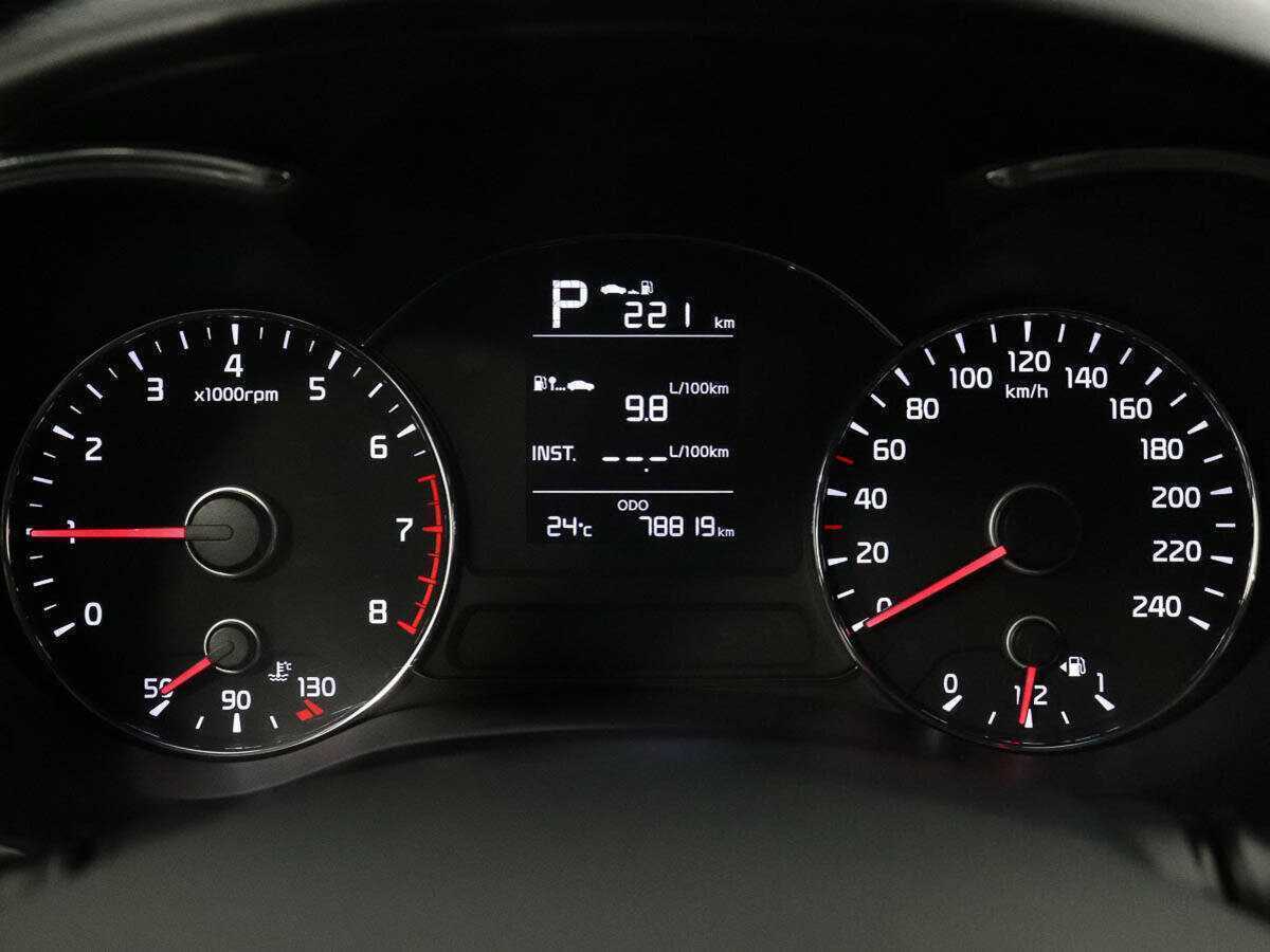 Kia Cerato с пробегом — 2018 год. Фото: #11