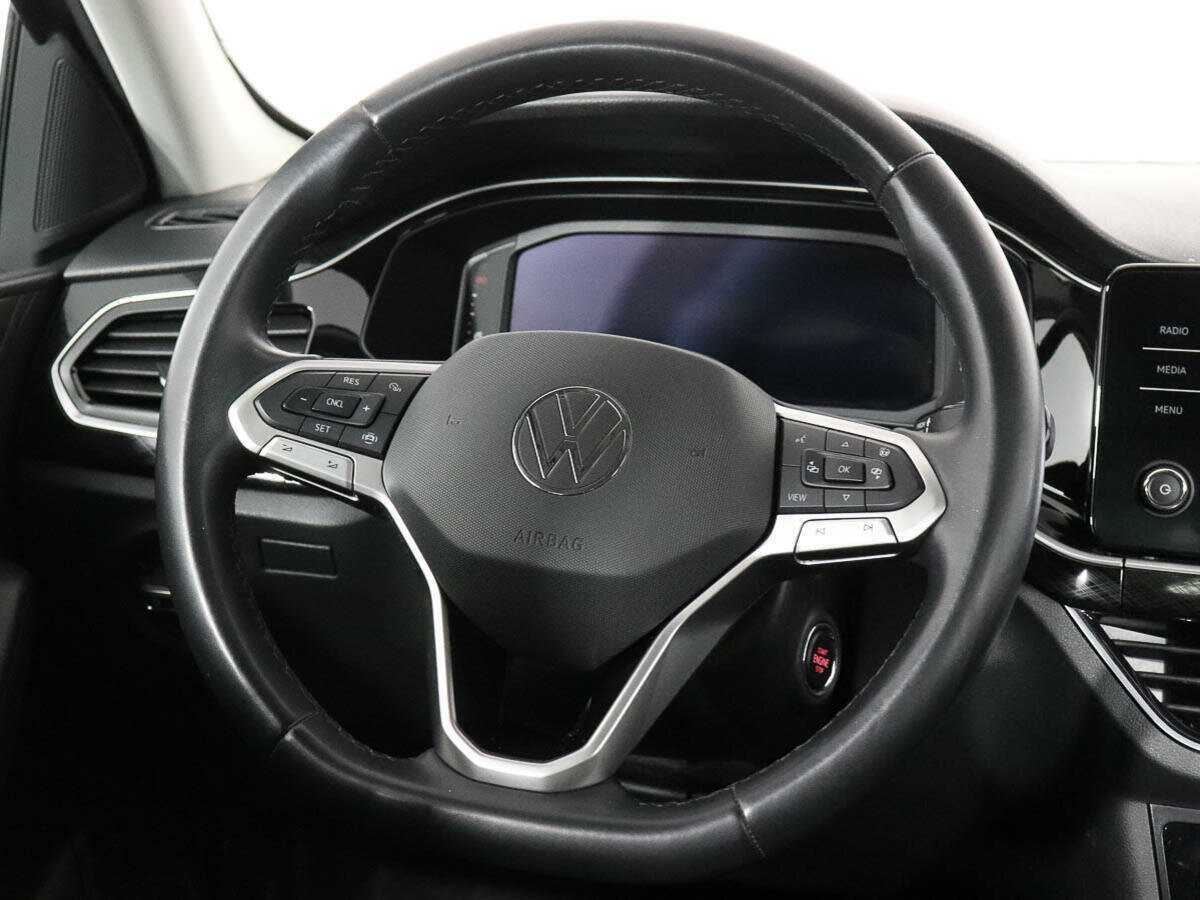 Volkswagen Polo с пробегом — 2020 год. Фото: #11