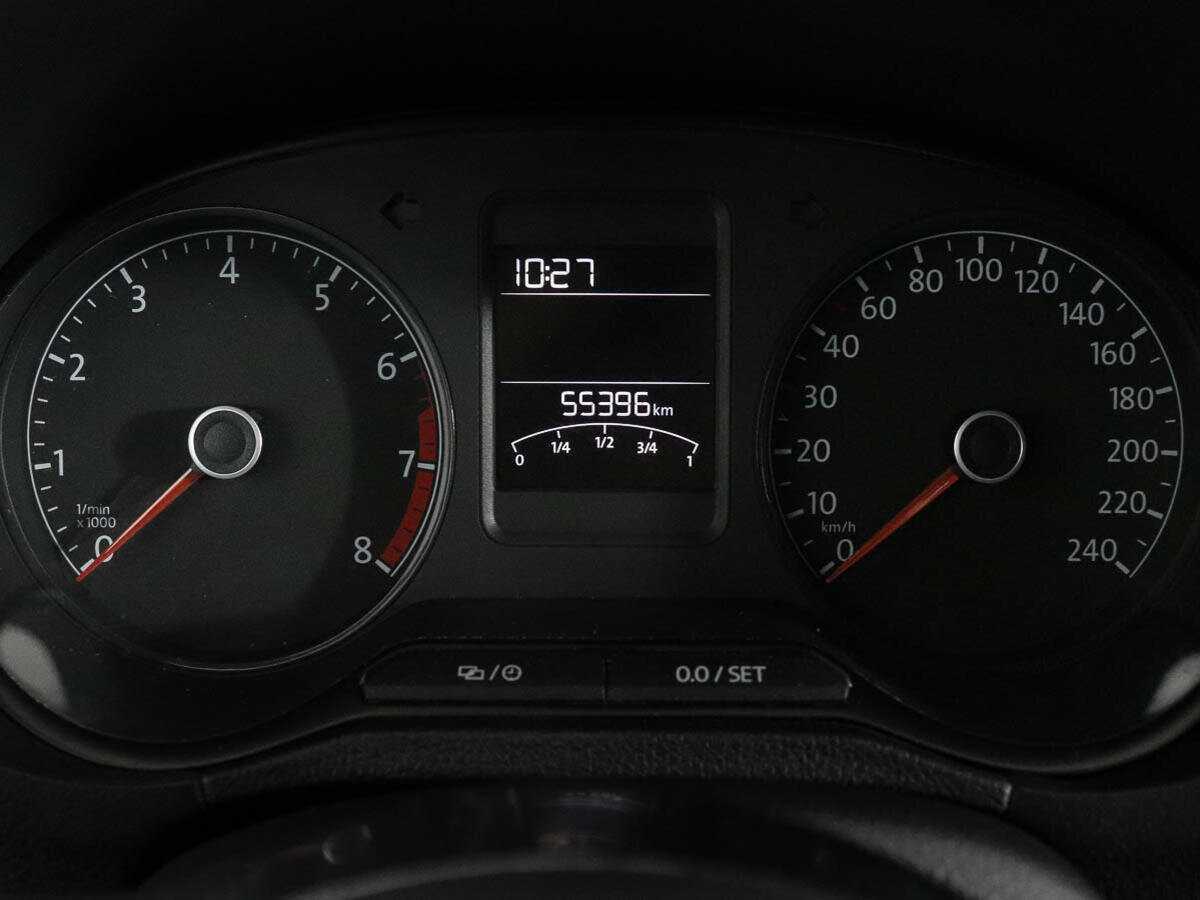 Volkswagen Polo с пробегом — 2020 год. Фото: #9