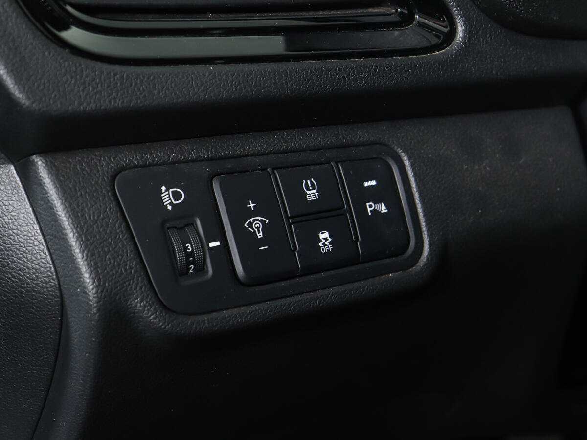 Hyundai Solaris с пробегом — 2022 год. Фото: #18