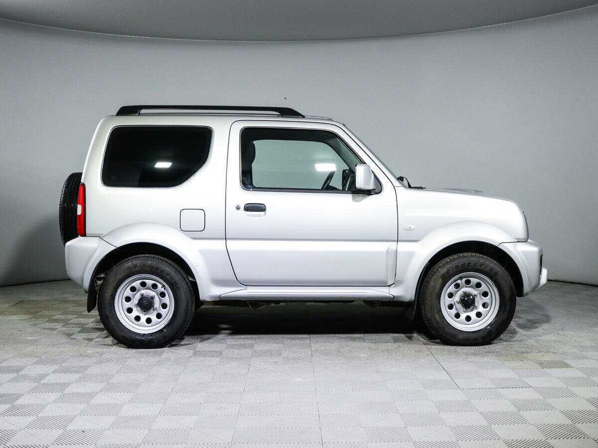 Suzuki Jimny с пробегом — 2018 год. Фото: #3