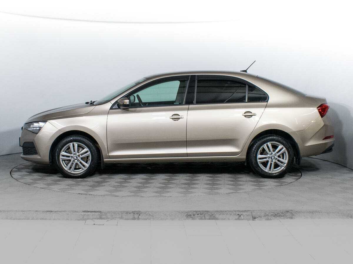 Skoda Rapid с пробегом — 2021 год. Фото: #7