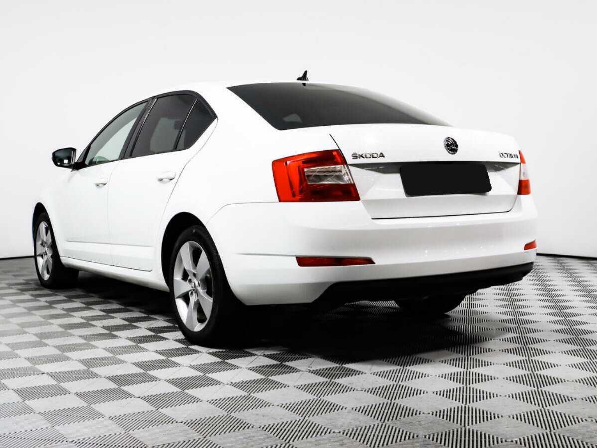 Skoda Octavia с пробегом — 2016 год. Фото: #6