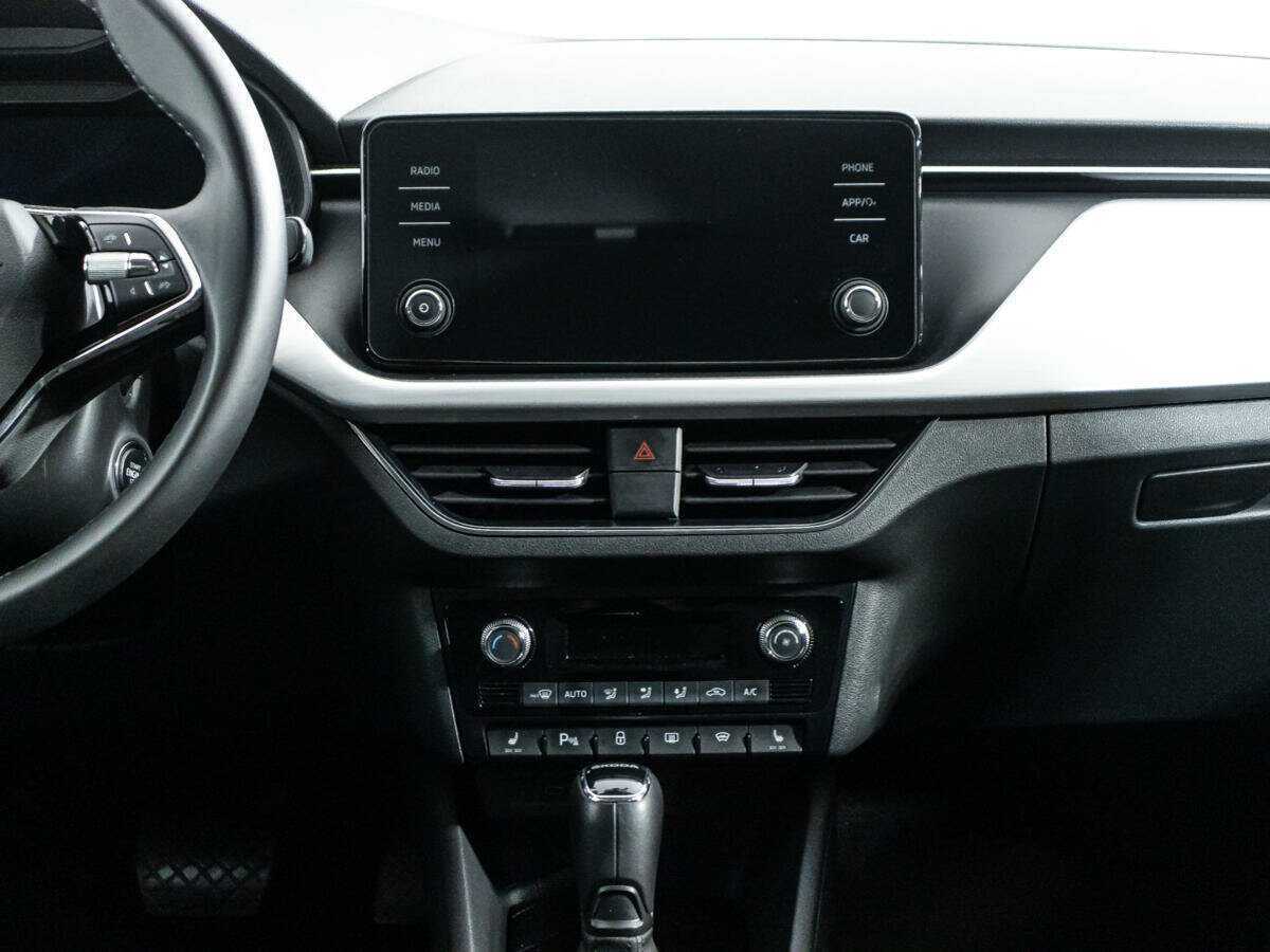 Skoda Rapid с пробегом — 2022 год. Фото: #13