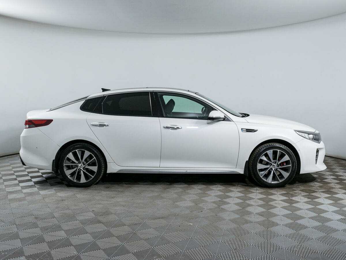 Kia Optima с пробегом — 2016 год. Фото: #3