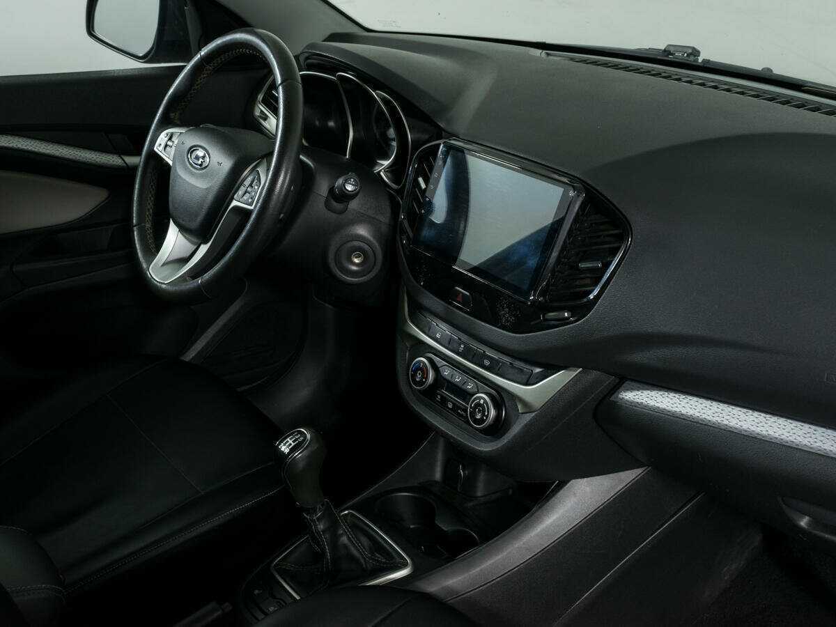 Lada (ВАЗ) Vesta с пробегом — 2020 год. Фото: #6