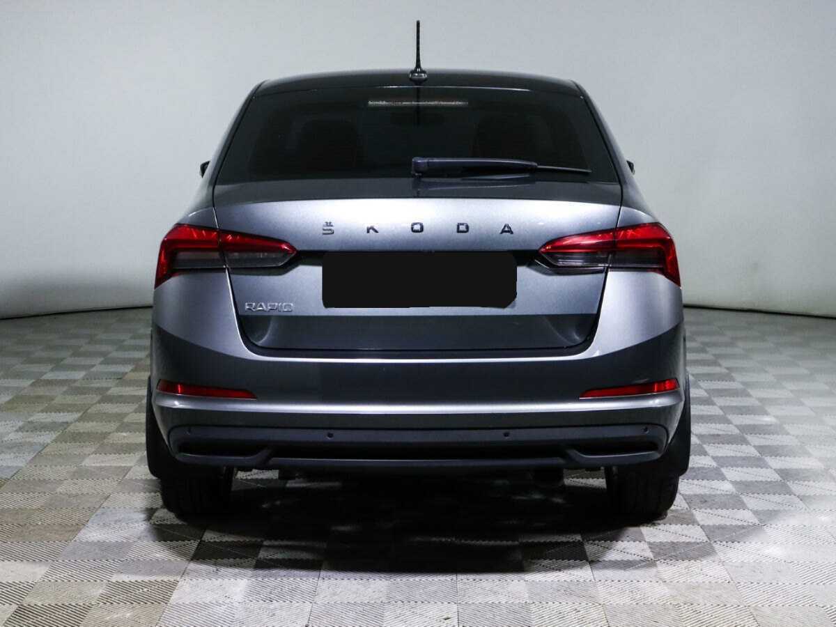 Skoda Rapid с пробегом — 2022 год. Фото: #4