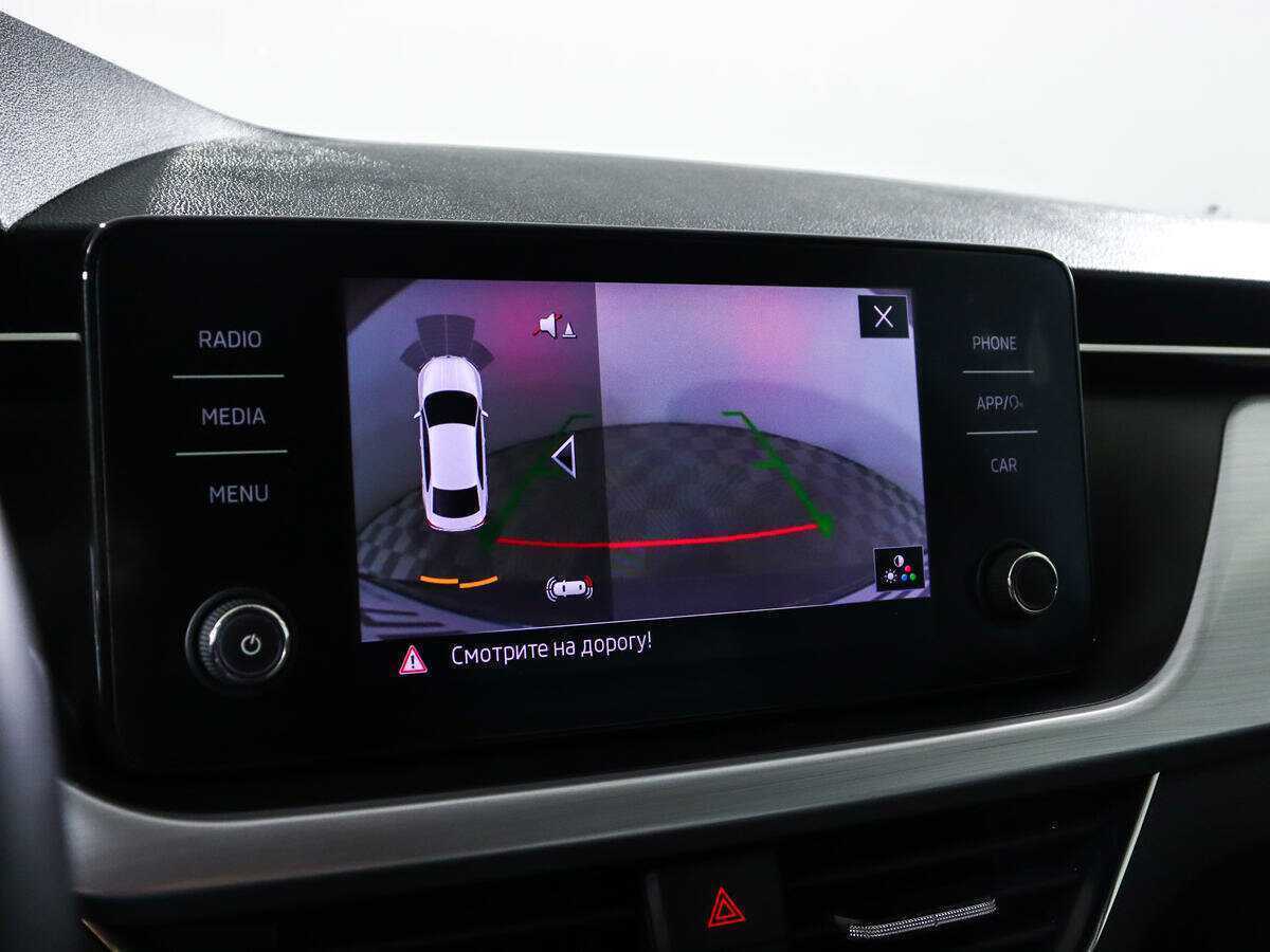 Skoda Rapid с пробегом — 2022 год. Фото: #12