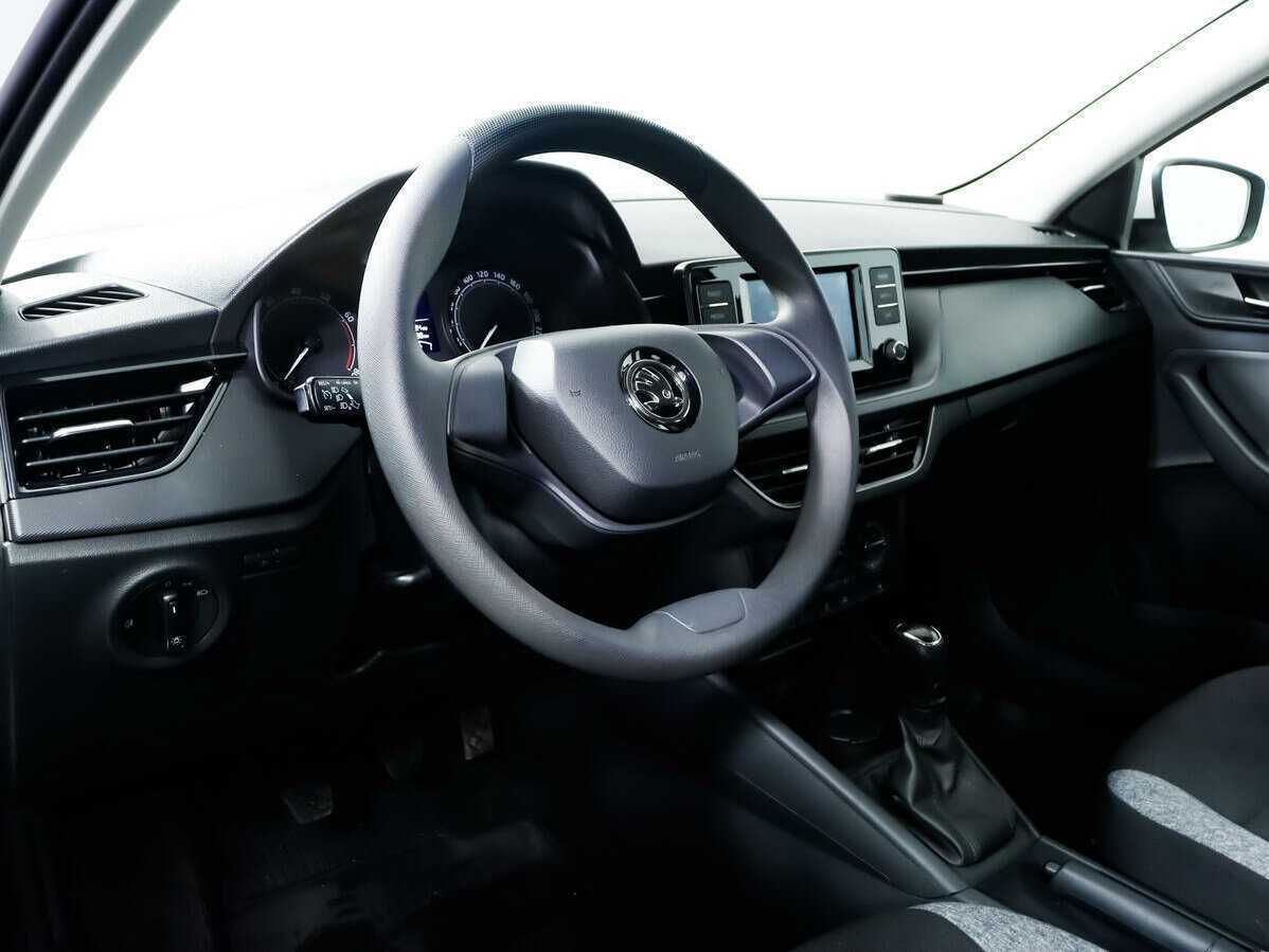 Skoda Rapid с пробегом — 2020 год. Фото: #10