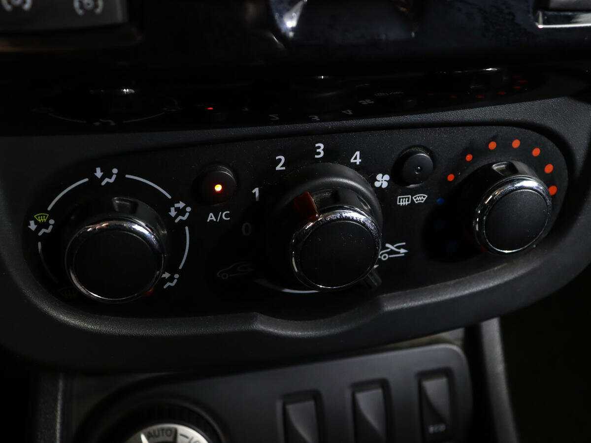 Renault Duster с пробегом — 2017 год. Фото: #17