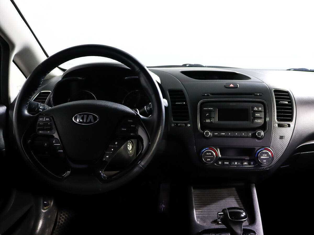 Kia Cerato с пробегом — 2018 год. Фото: #11
