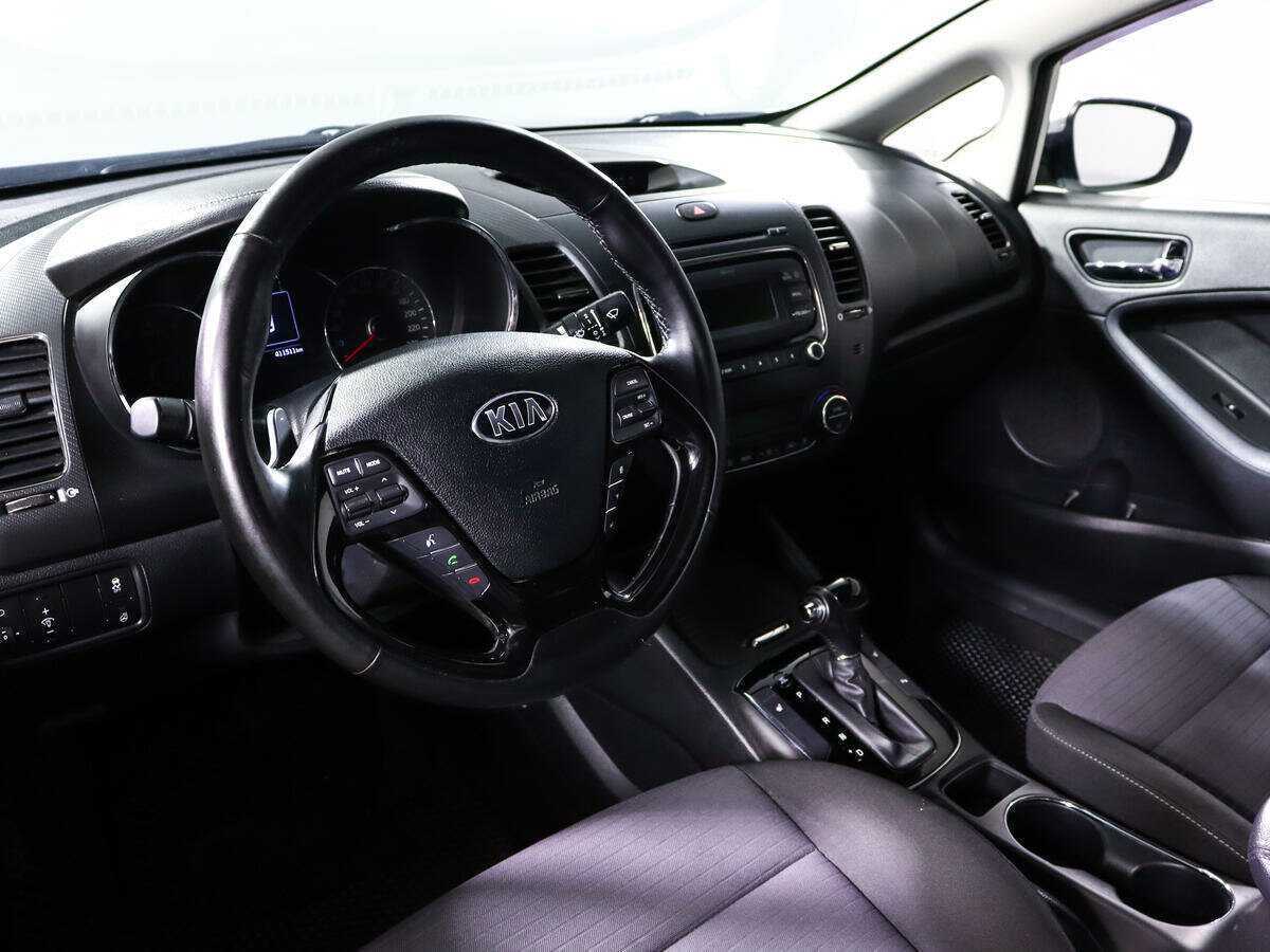 Kia Cerato с пробегом — 2018 год. Фото: #13