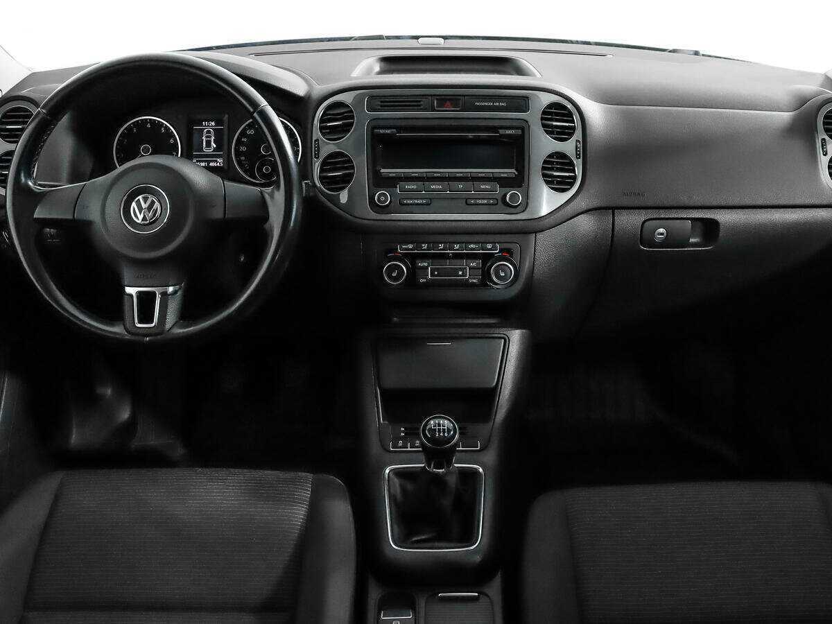Volkswagen Tiguan с пробегом — 2014 год. Фото: #11