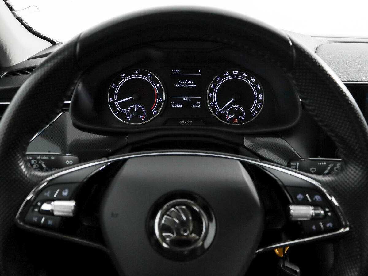 Skoda Rapid с пробегом — 2020 год. Фото: #12