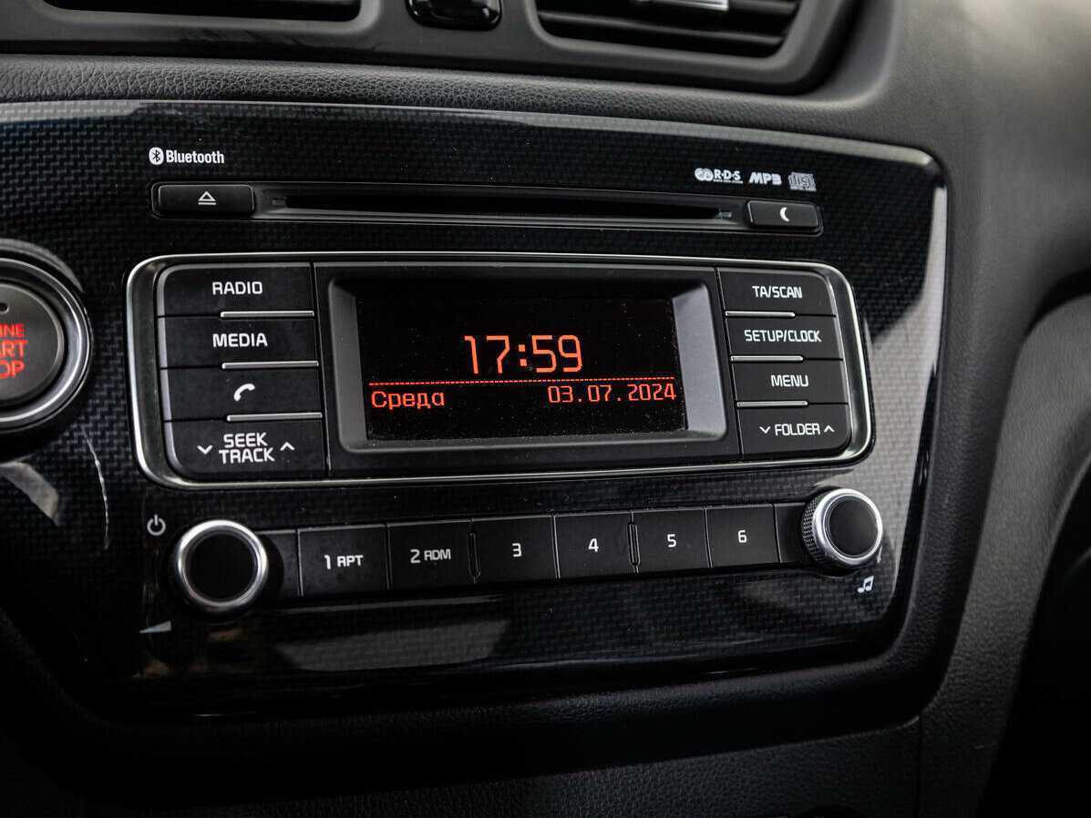 Kia Rio с пробегом — 2015 год. Фото: #15