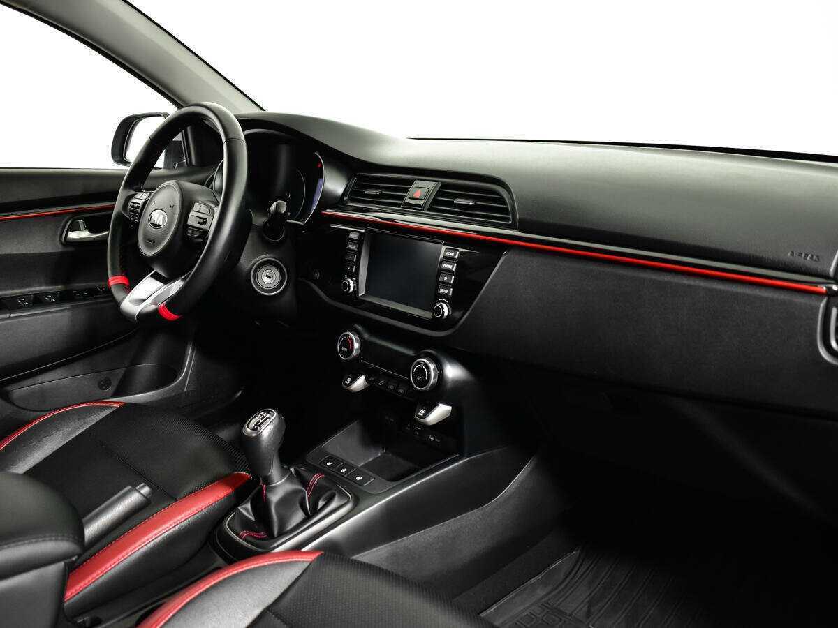 Kia Rio с пробегом — 2020 год. Фото: #8