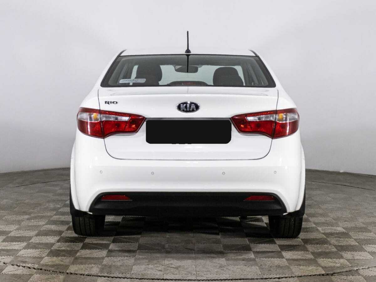 Kia Rio с пробегом — 2014 год. Фото: #5