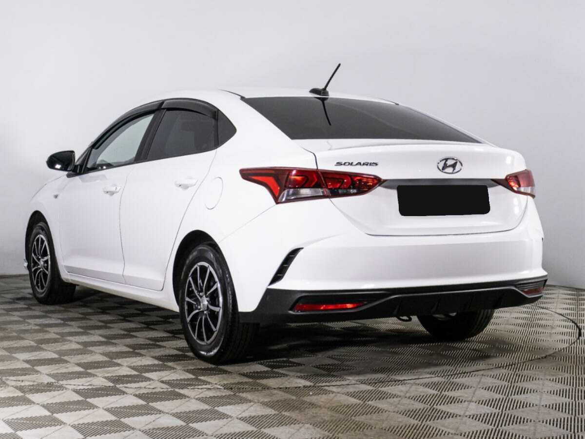 Hyundai Solaris с пробегом — 2021 год. Фото: #6