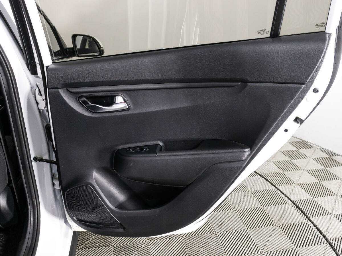 Kia Rio с пробегом — 2021 год. Фото: #25