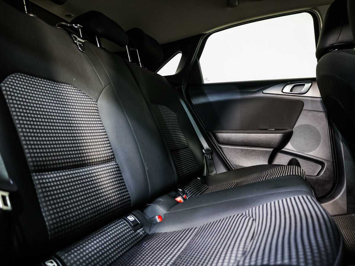 Kia Ceed с пробегом — 2018 год. Фото: #11