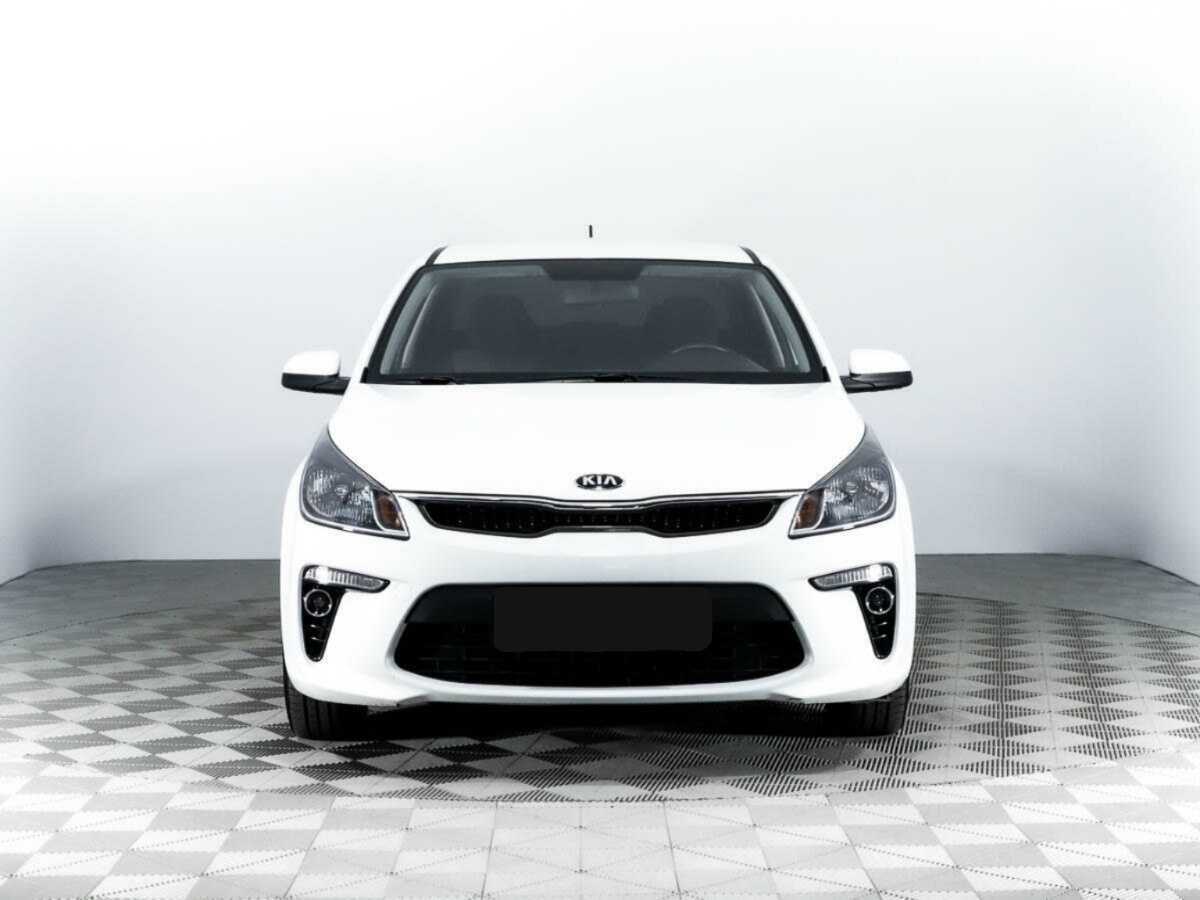 Kia Rio с пробегом — 2020 год. Фото: #1