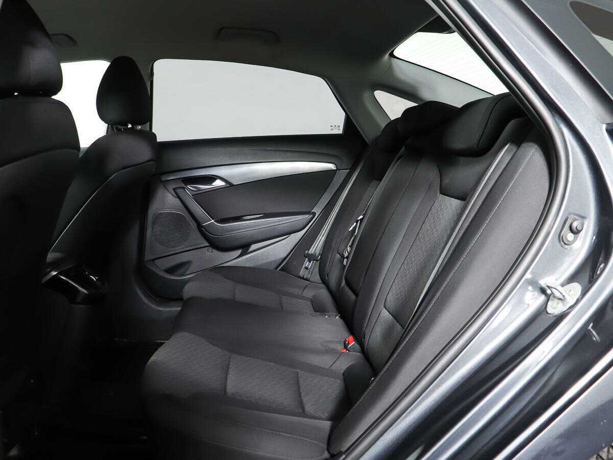 Hyundai i40 с пробегом — 2013 год. Фото: #9