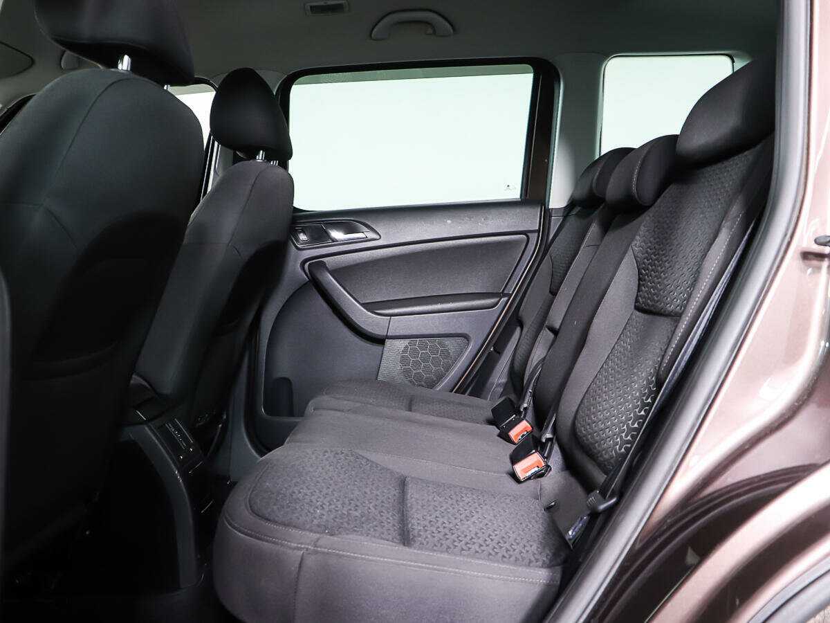 Skoda Yeti с пробегом — 2017 год. Фото: #10