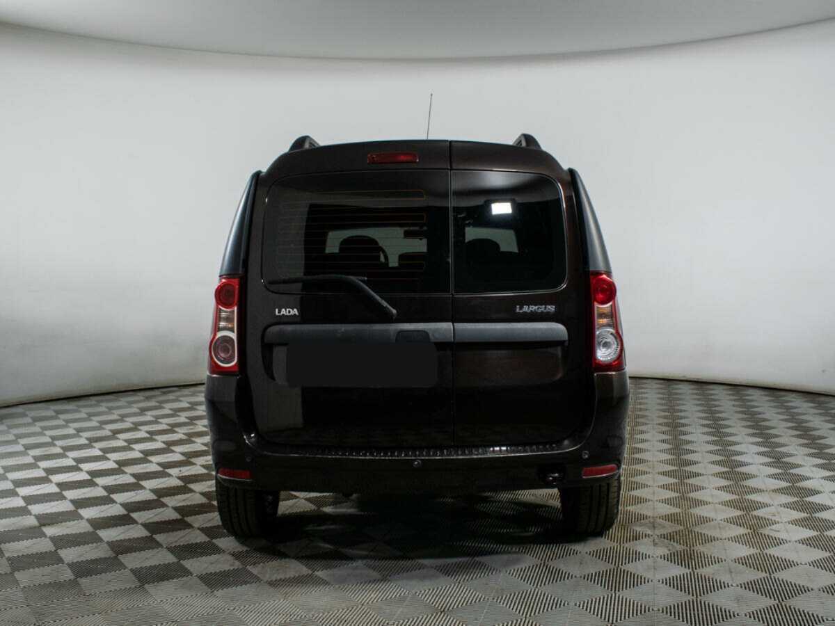 Lada (ВАЗ) Largus с пробегом — 2015 год. Фото: #4
