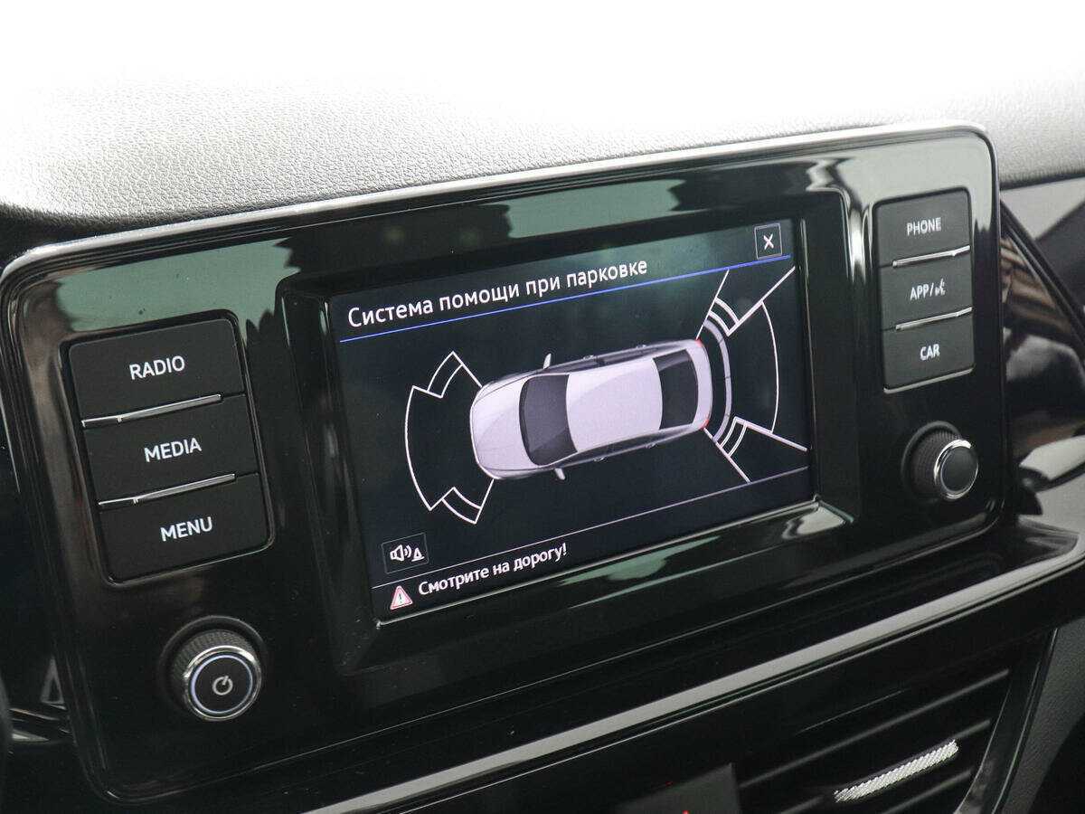 Volkswagen Polo с пробегом — 2021 год. Фото: #12