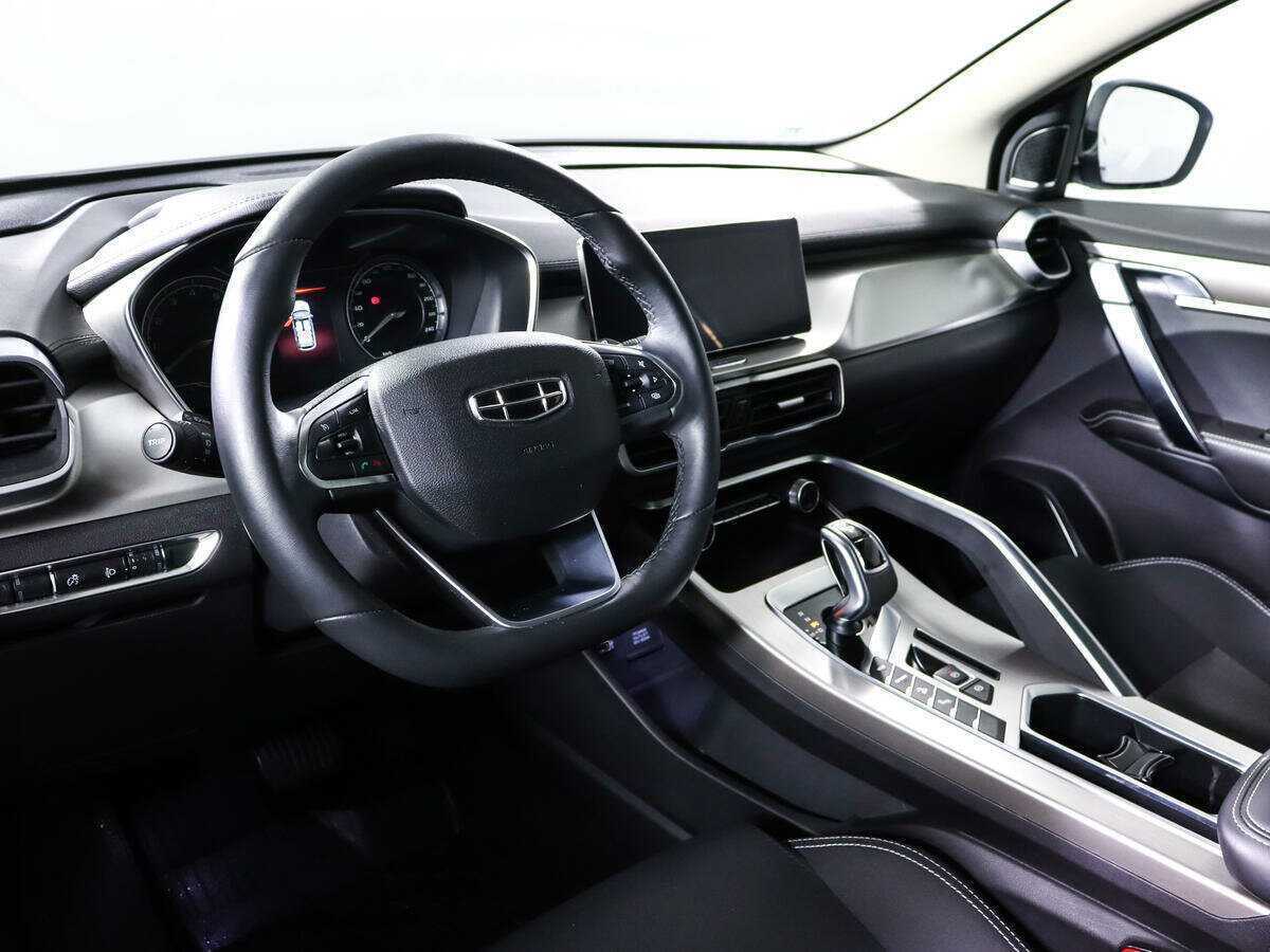 Geely Coolray с пробегом — 2021 год. Фото: #13