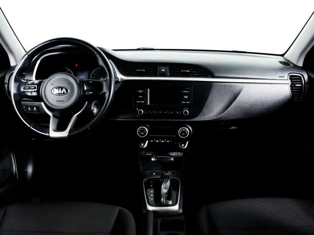 Kia Rio с пробегом — 2020 год. Фото: #10