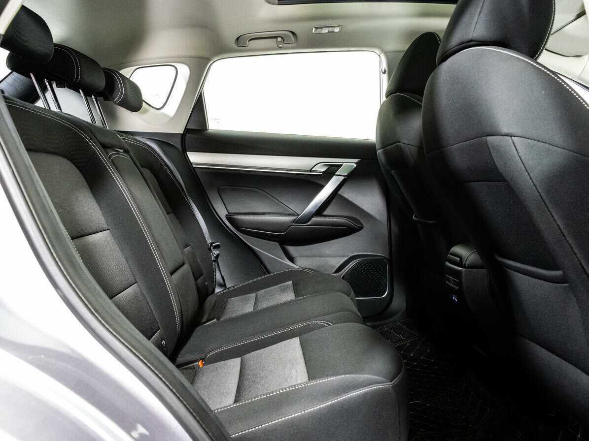 Geely Coolray с пробегом — 2022 год. Фото: #19