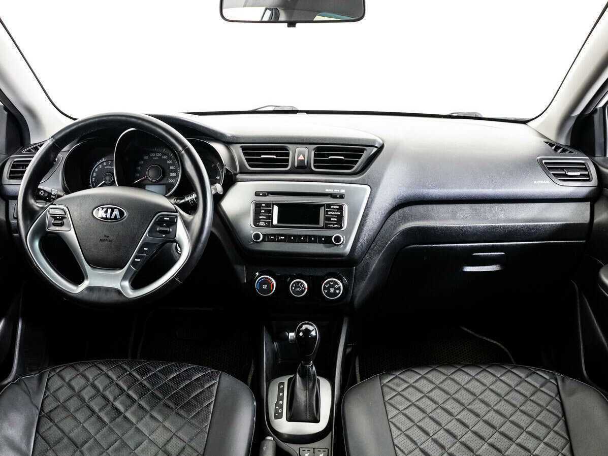 Kia Rio с пробегом — 2017 год. Фото: #9