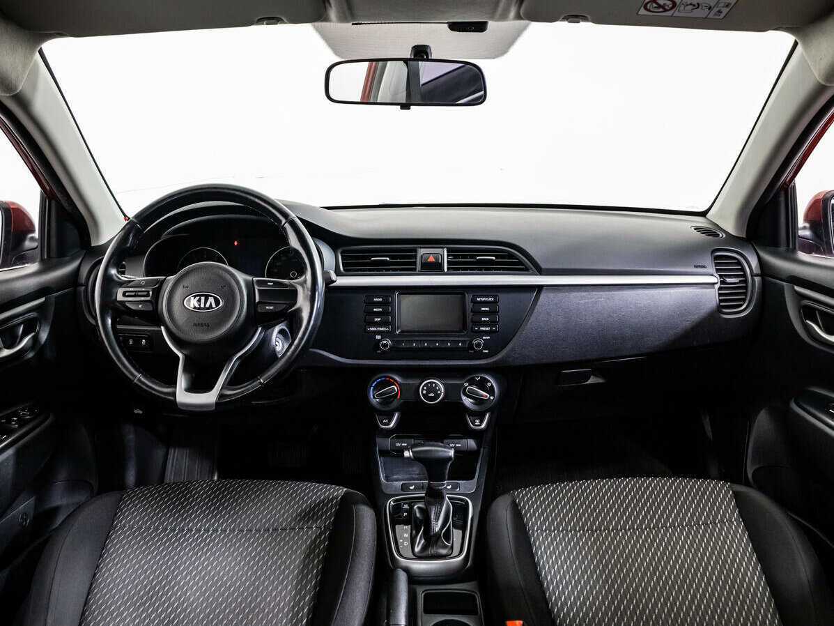 Kia Rio с пробегом — 2017 год. Фото: #12
