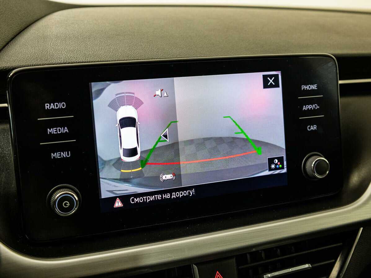 Skoda Rapid с пробегом — 2020 год. Фото: #16