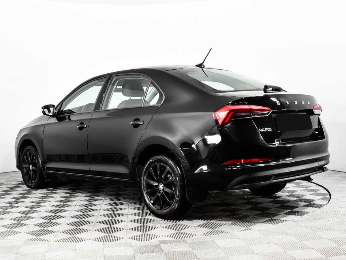 Skoda Rapid с пробегом — 2020 год. Фото: #6