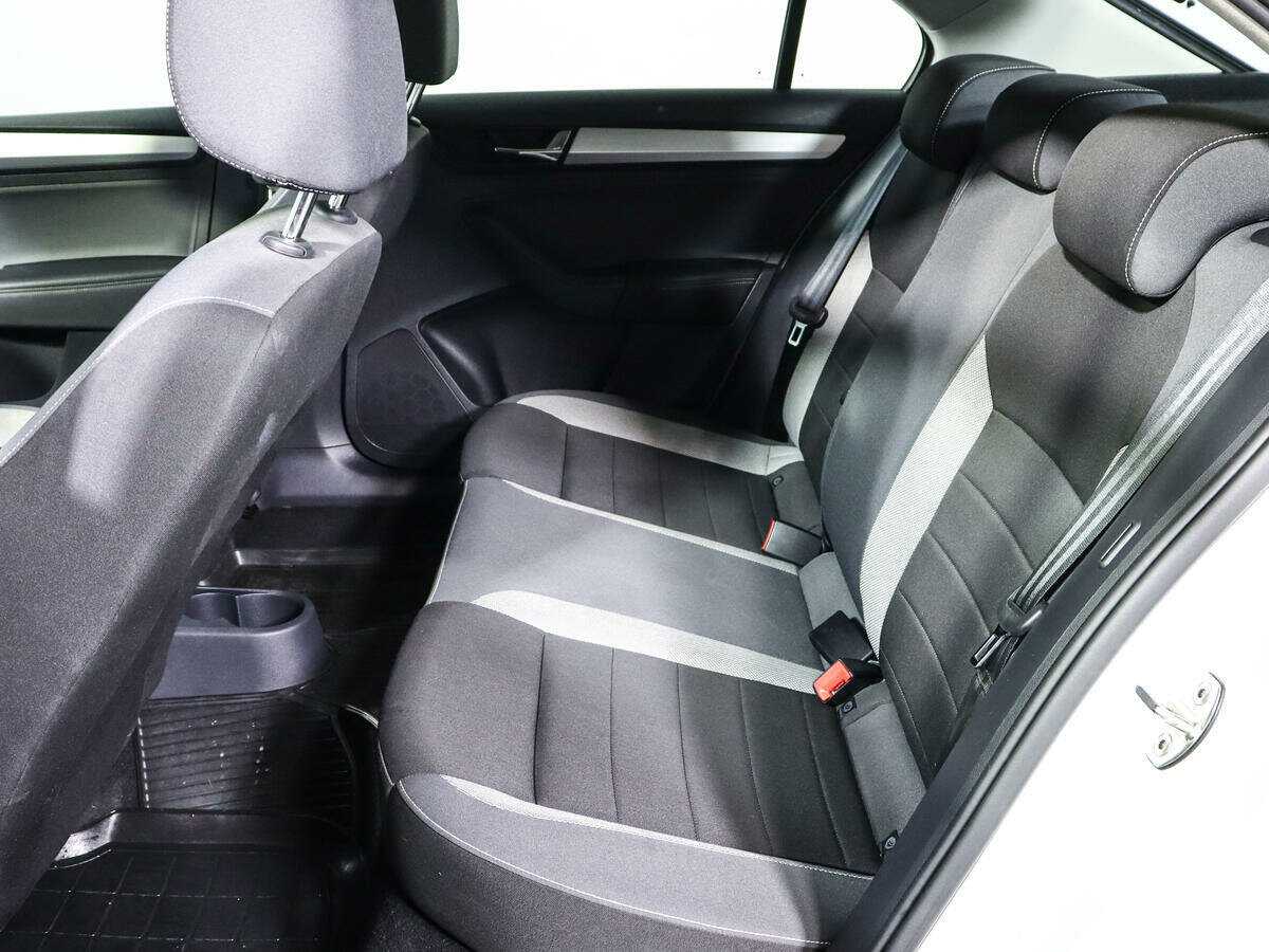 Skoda Rapid с пробегом — 2019 год. Фото: #7