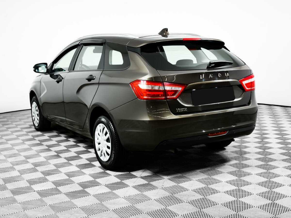 Lada (ВАЗ) Vesta с пробегом — 2021 год. Фото: #6