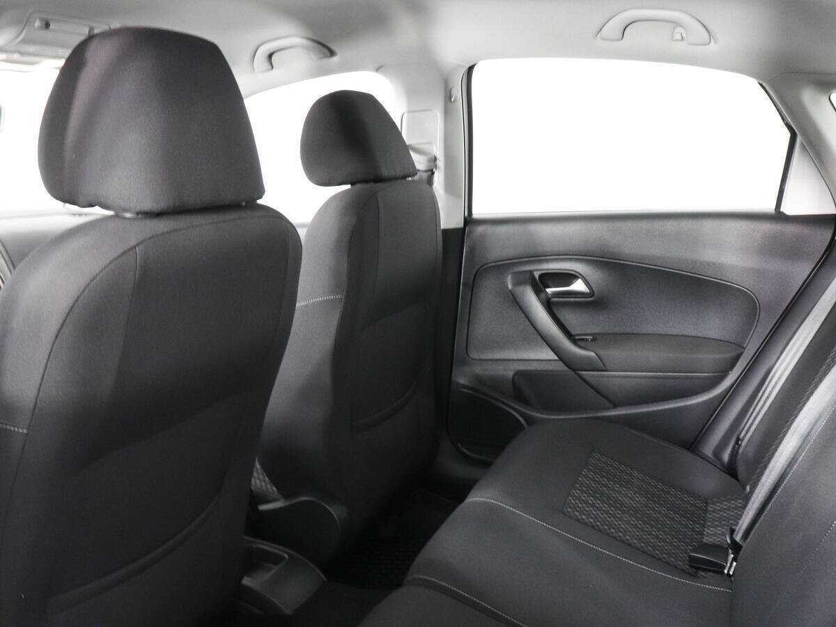 Volkswagen Polo с пробегом — 2019 год. Фото: #11